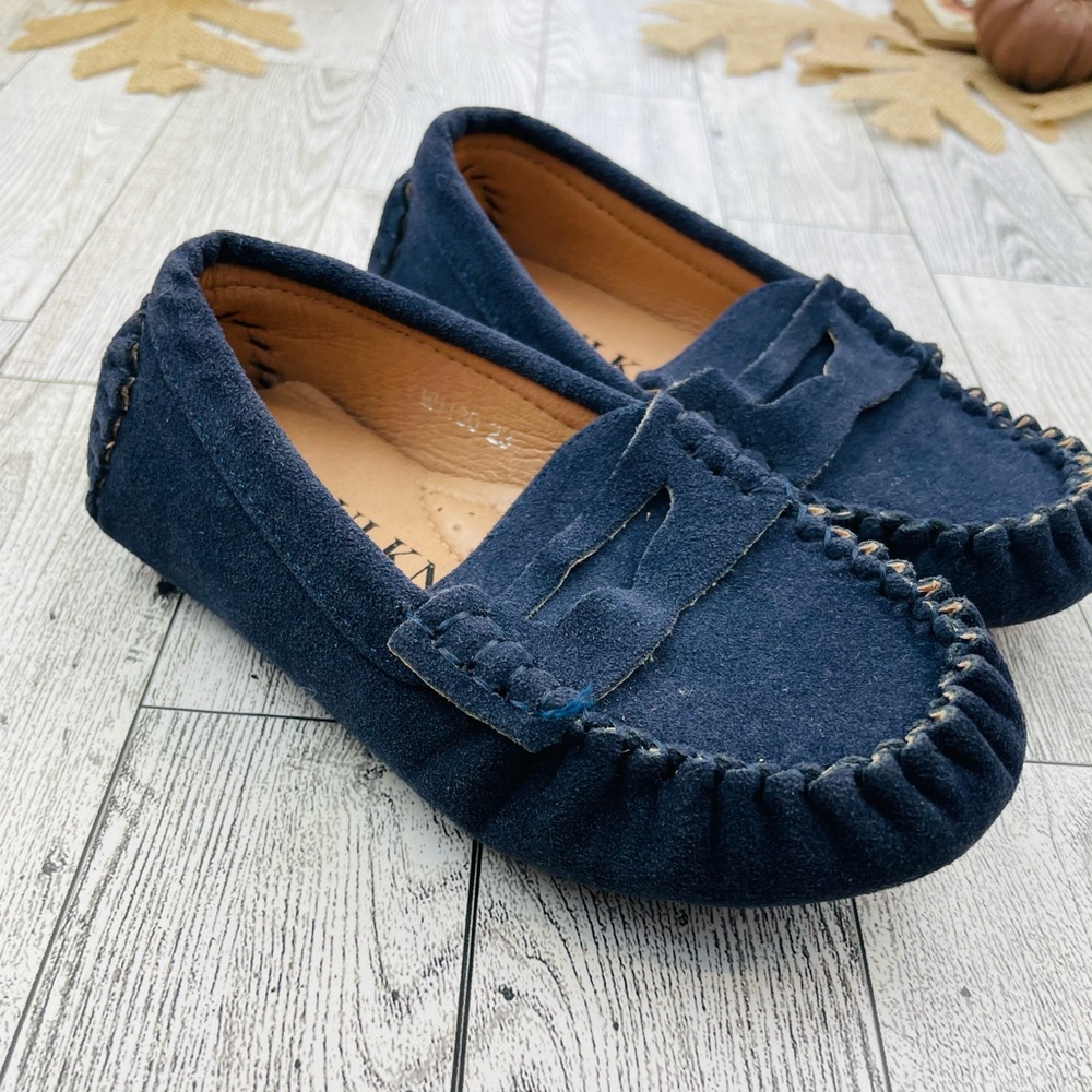 Ulknn Navy suede like loafers